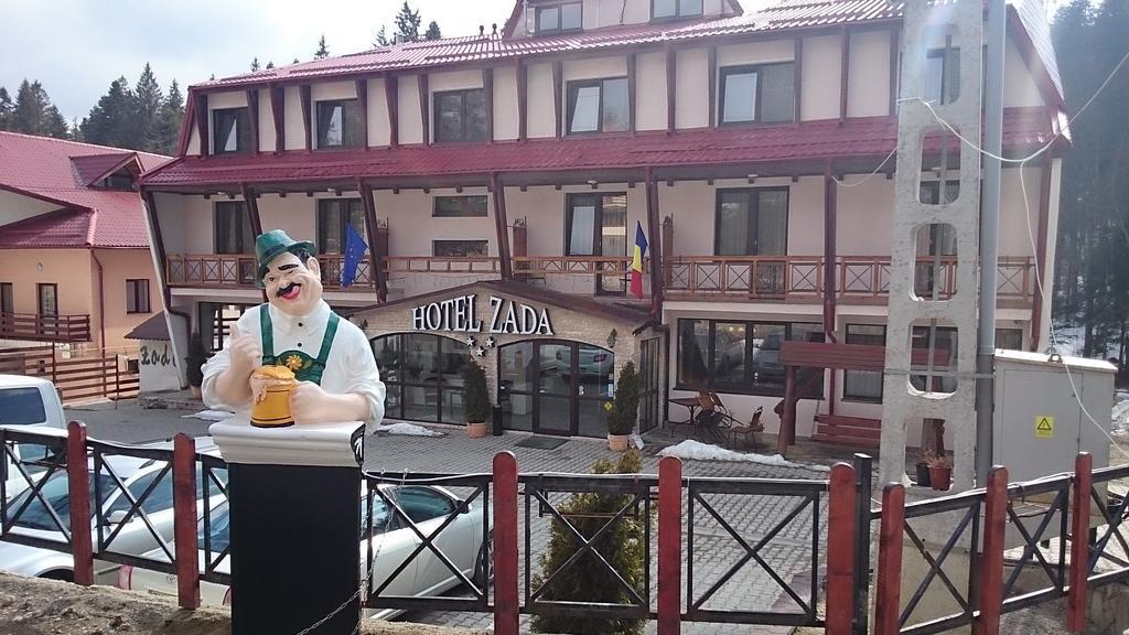 Hotel Zada Predeal Exteriör bild