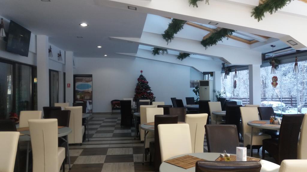 Hotel Zada Predeal Exteriör bild